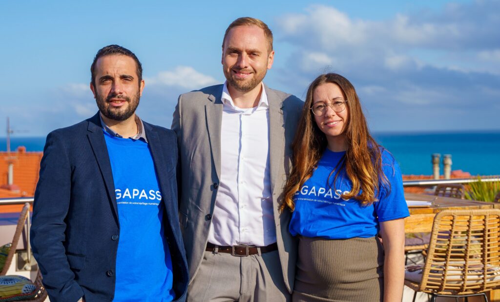 da sinistra a destra i co-fondatori di Legapass: Eric Maïda, Jean-Charles Chemin, Adelina Prokhorova
