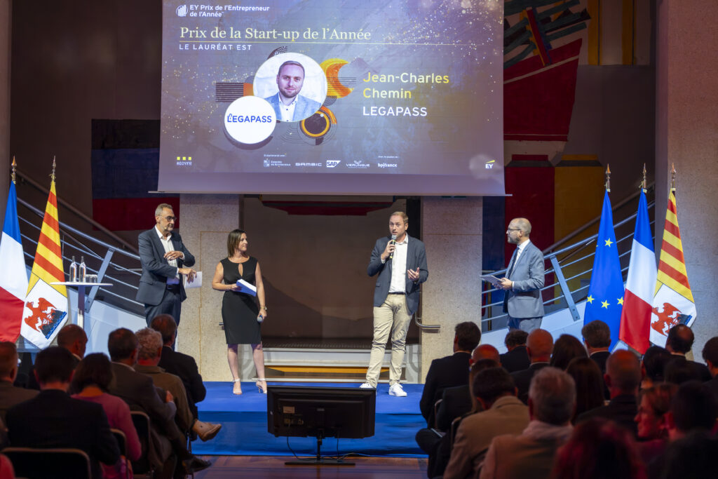 34ème édition du Prix de l’Entrepreneur de l’Année : Jean-Charles Chemin, Président de LEGAPASS, a remporté le Prix de la Start-Up de l'Année